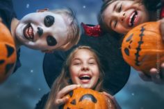 Halloween in der Kita feiern – Tipps und Rezepte