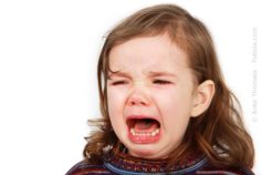 6 Tipps, wie man weinende Kinder zum Lachen bringt